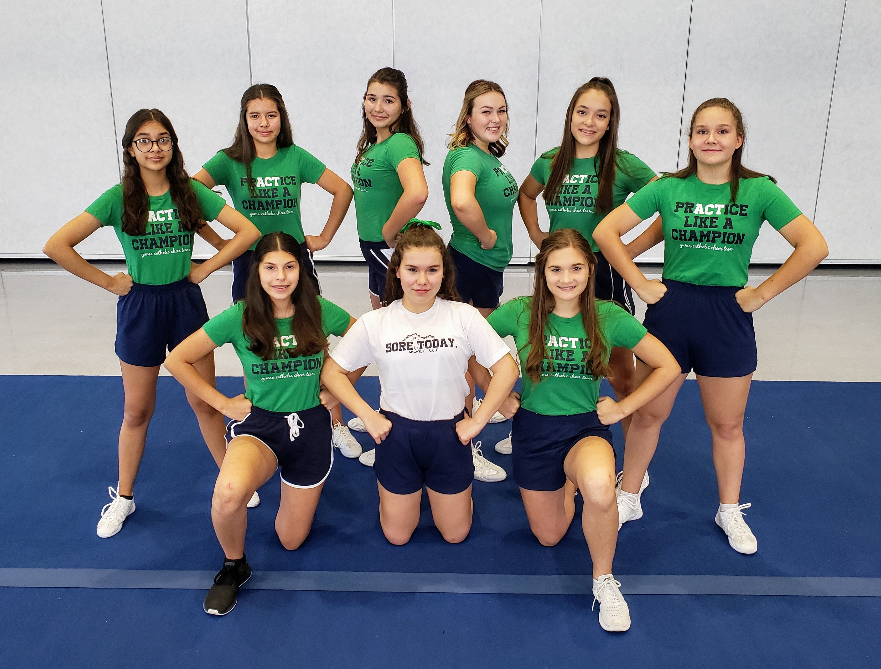 cheerleading-yuma-catholic-high-school